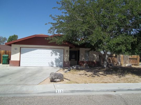 315 Reese ST, Ridgecrest, CA 93555