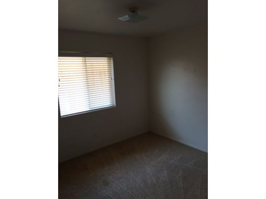 1400 W Mariposa AVE, Ridgecrest, CA 93555