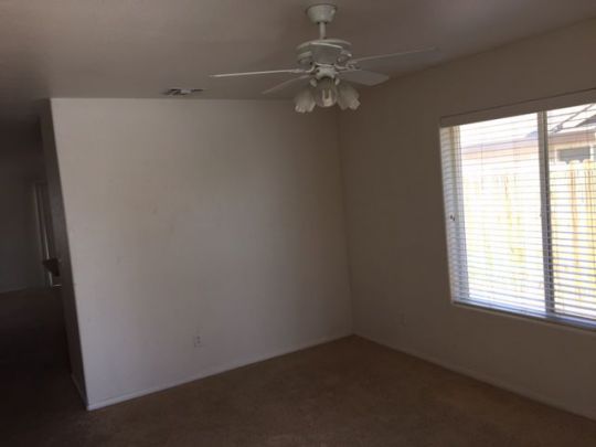 1400 W Mariposa AVE, Ridgecrest, CA 93555