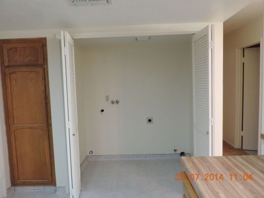 271 E Upjohn AVE, Ridgecrest, CA 93555