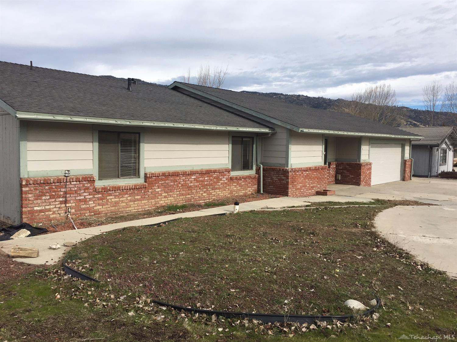 29821 Jamaica Dunes Drive, Tehachapi, CA 93561
