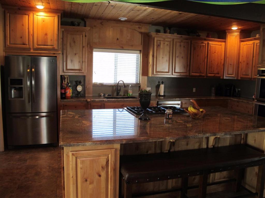 26201 Giraudo Road, Tehachapi, CA 93561