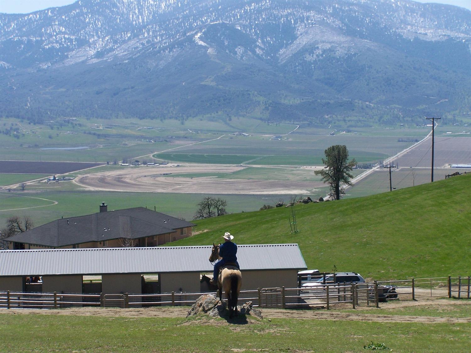 26750 Skyline Drive, Tehachapi, CA 93561