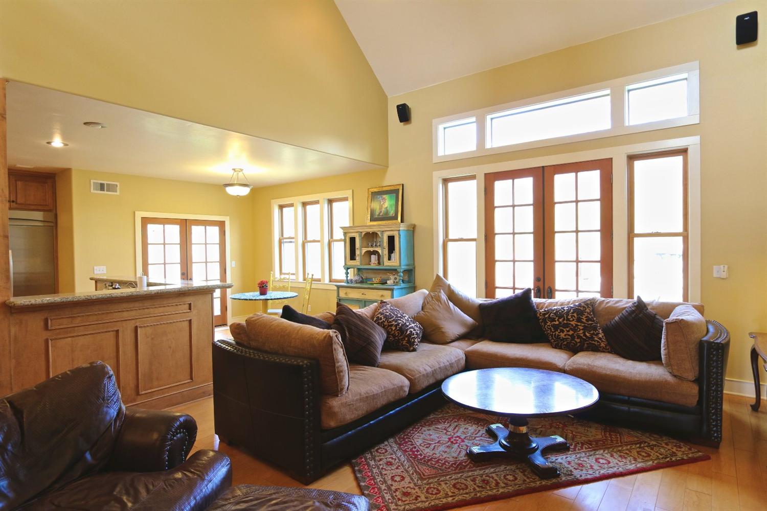 24401 Silver Creek Way, Tehachapi, CA 93561