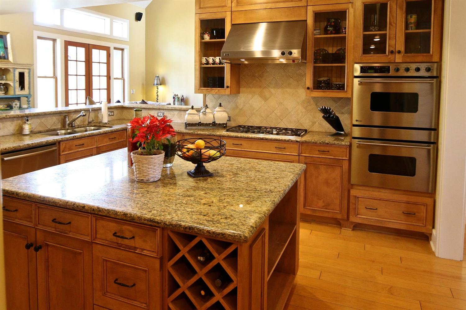 24401 Silver Creek Way, Tehachapi, CA 93561