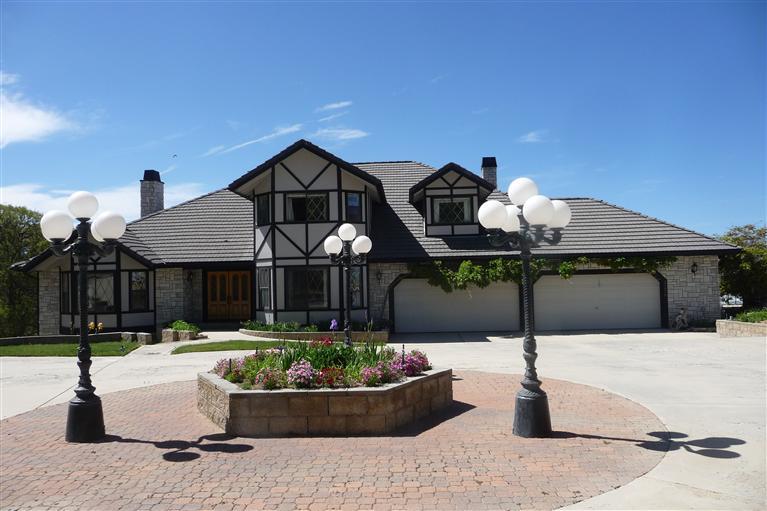 24070 Jacaranda Drive, Tehachapi, CA 93561