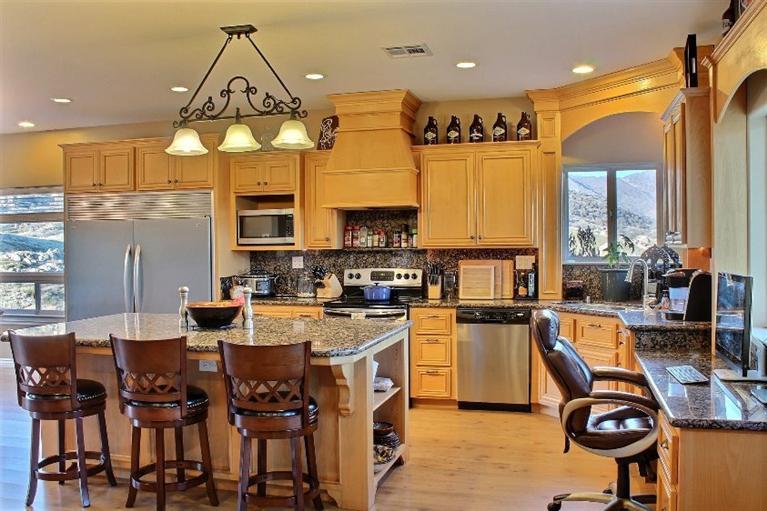 21050 Mount Place, Tehachapi, CA 93561