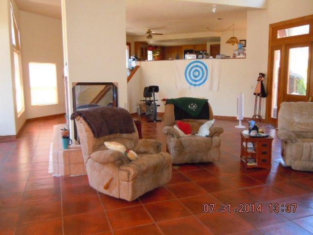 24320 Silver Creek Way, Tehachapi, United States 93561