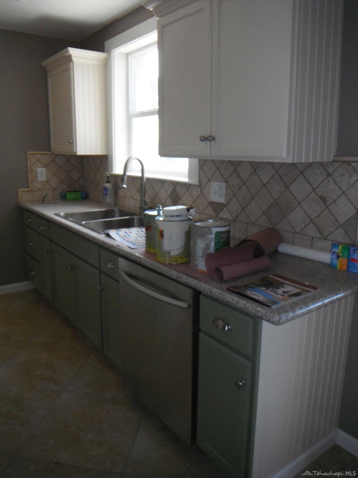 228 East F Street, Tehachapi, CA 93561