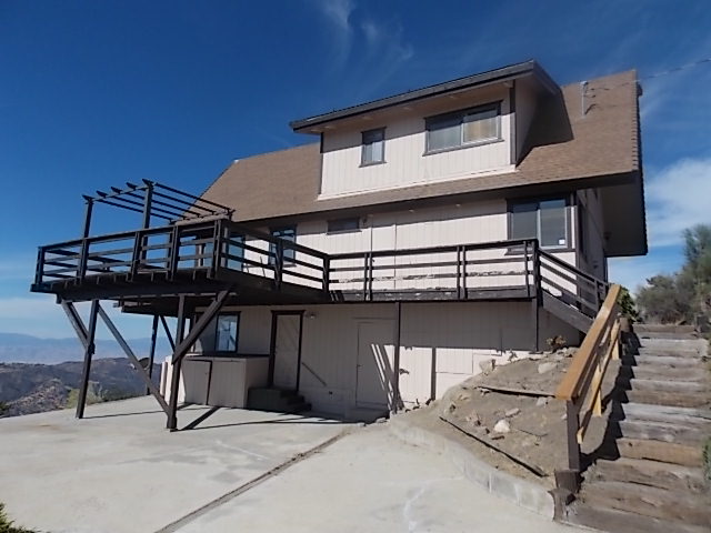 27000 Stirrup WayTehachapi, CA, 93561Kern County