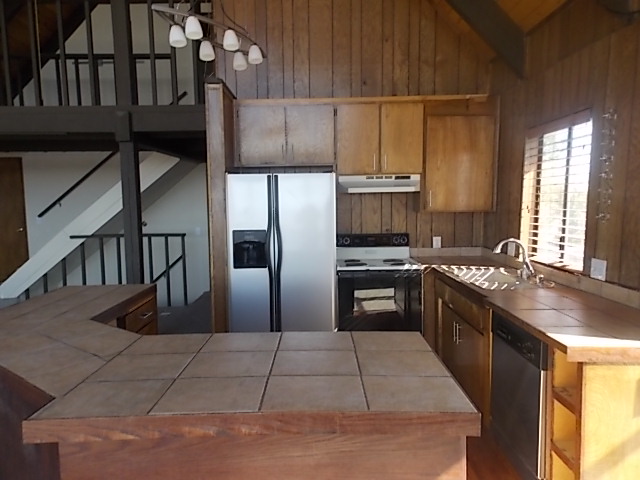 27000 Stirrup WayTehachapi, CA, 93561Kern County