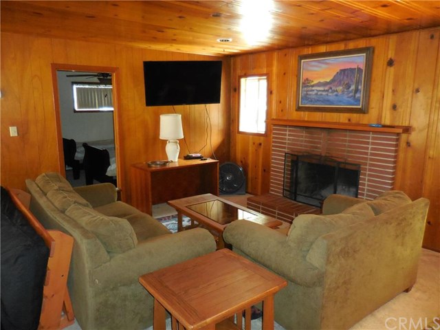 39611 East Idylwild, Bass Lake, CA 93604