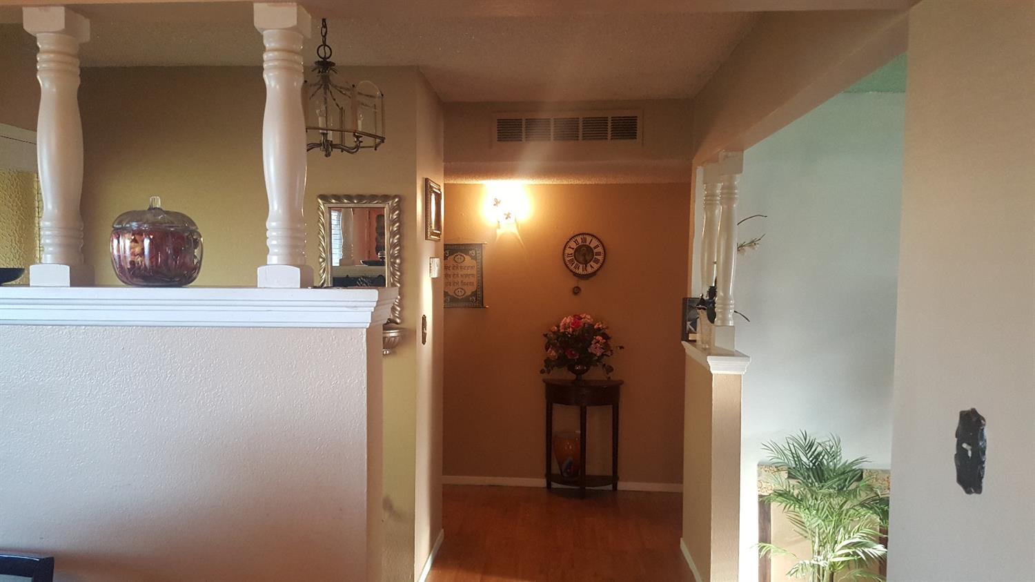 13565 South Oak Avenue, Caruthers, CA 93609