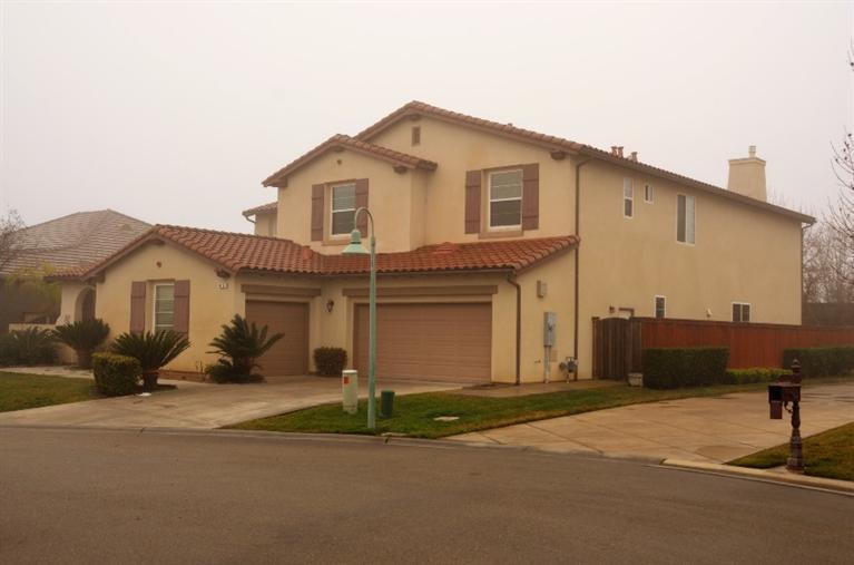 4163 North Newport Bay, Clovis, CA 93619
