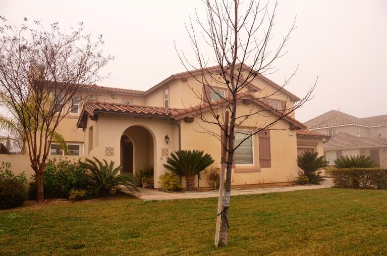 4163 North Newport Bay, Clovis, CA 93619