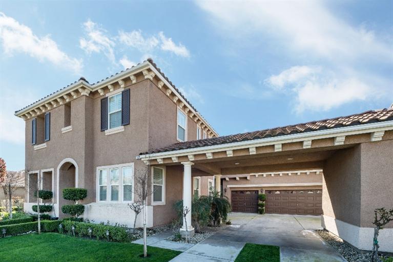 1910 Serena Avenue, Clovis, United States 93619