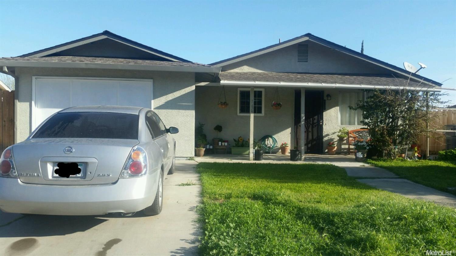 1134E St, Los Banos, CA 93635