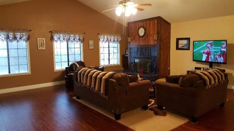14823 Huntington Road, Madera, CA 93636