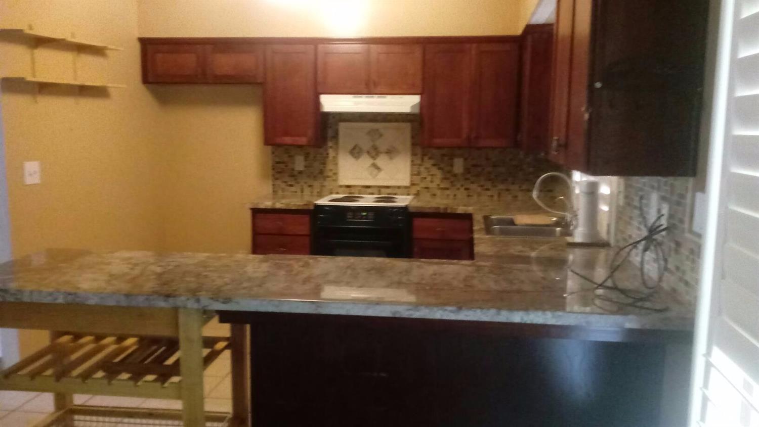 544 Autumn Court, Madera, CA 93637