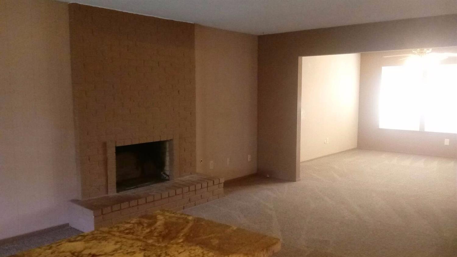 544 Autumn Court, Madera, CA 93637