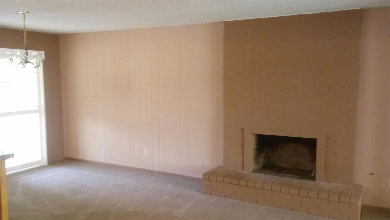 544 Autumn Court, Madera, CA 93637