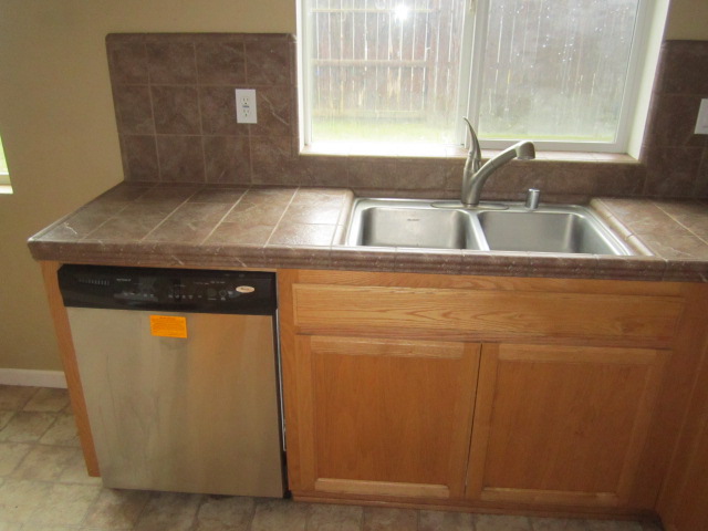 2814 Orange Tree CtMadera, CA, 93637Madera County