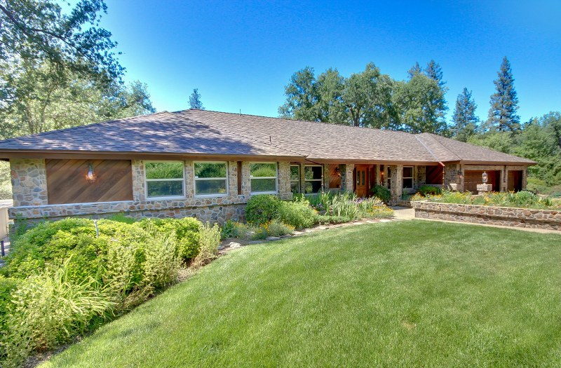 46116 River View Dr, Oakhurst, United States 93644