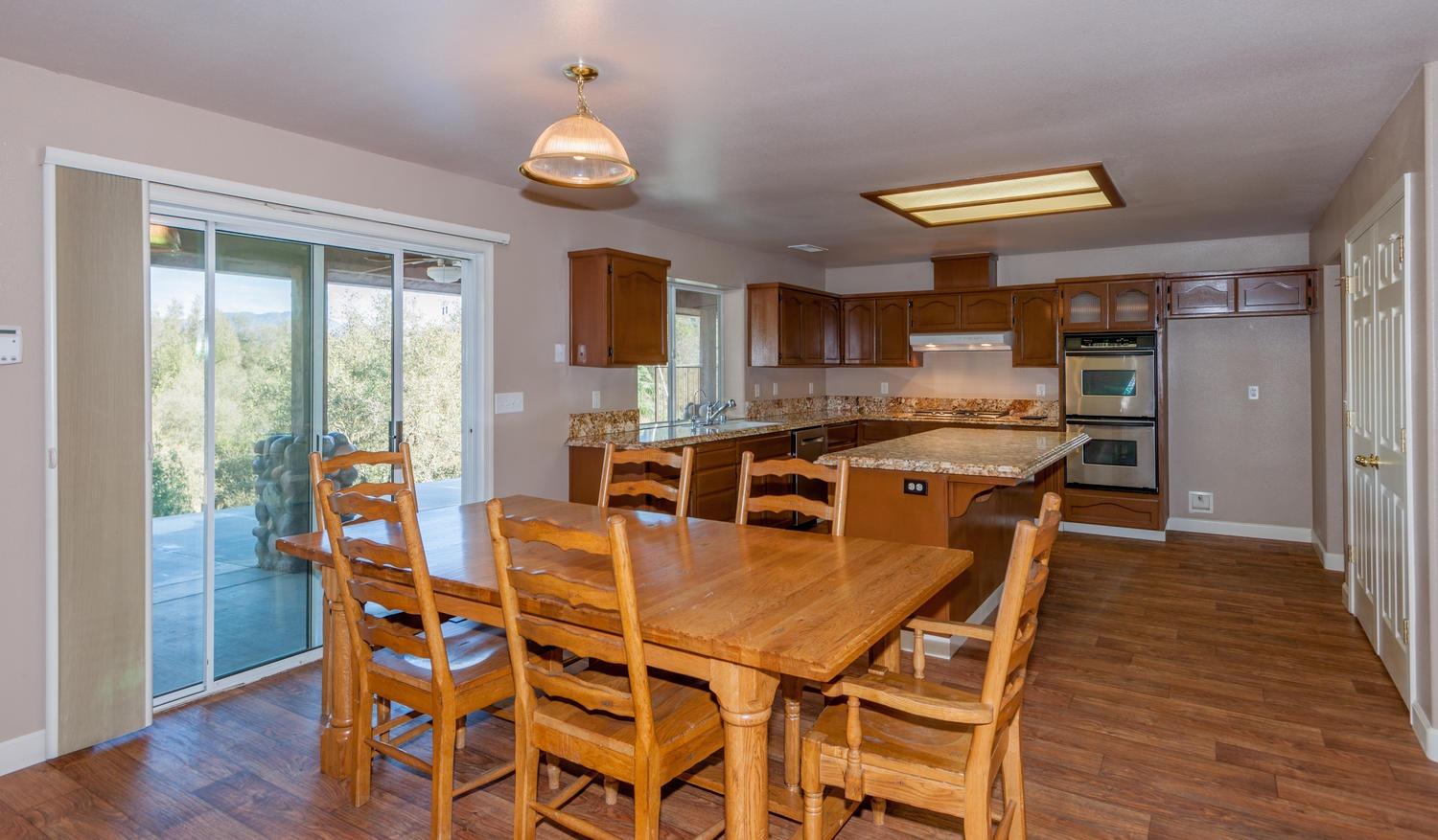 46283 Vista Del Rio Drive, Oakhurst, CA 93644