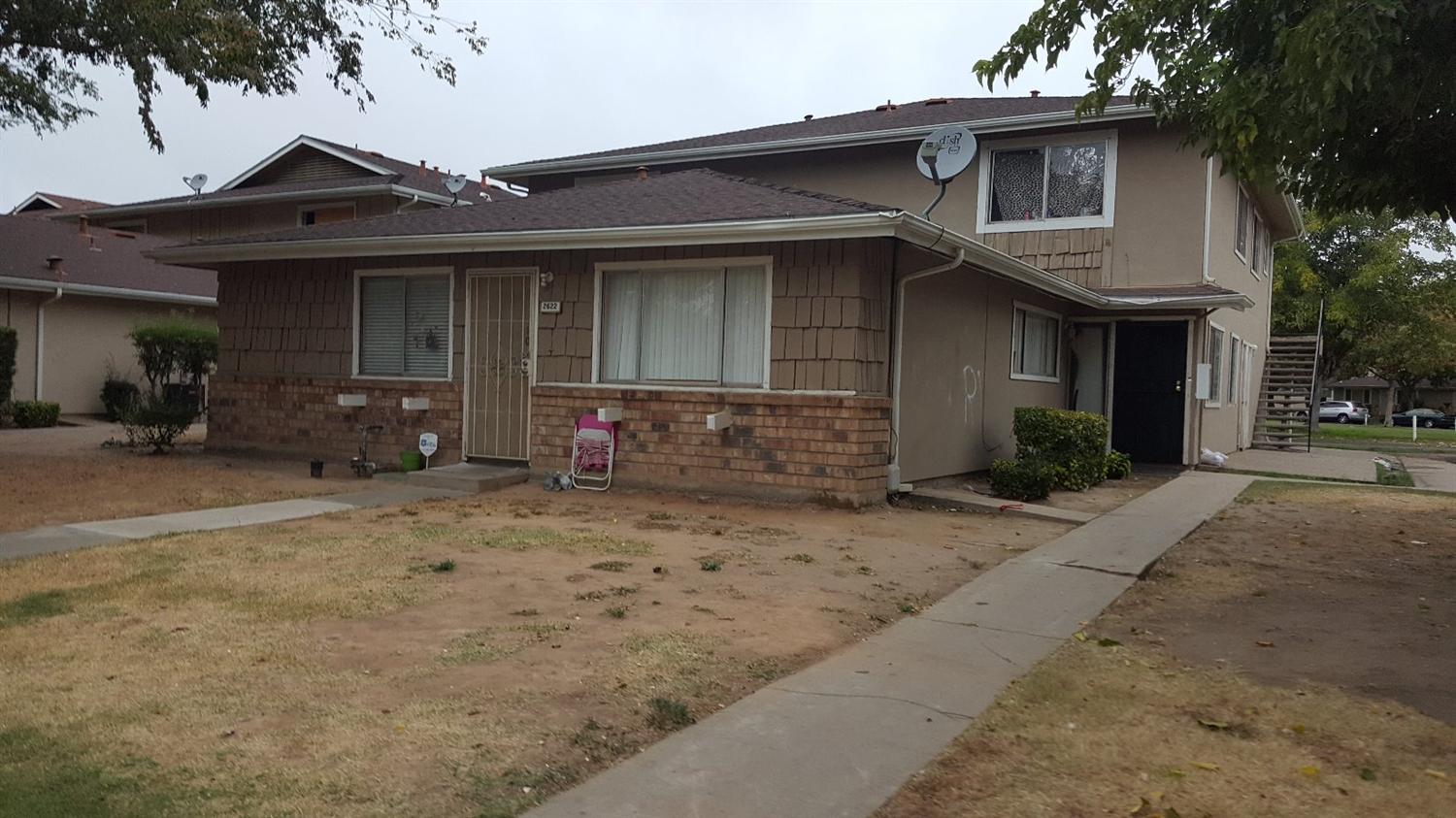 105 W Herndon Ave