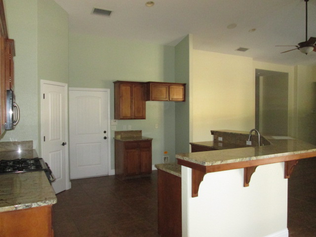 348 Willow Glenn DrReedley, CA, 93654Fresno County