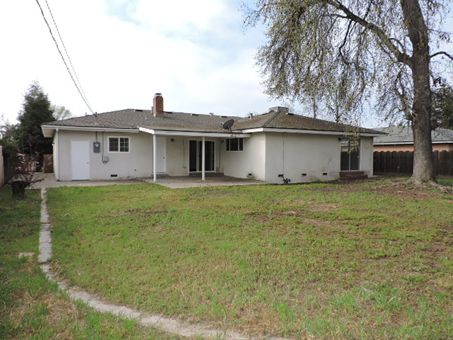 2012 Northhill StreSelma, CA, 93662Fresno County