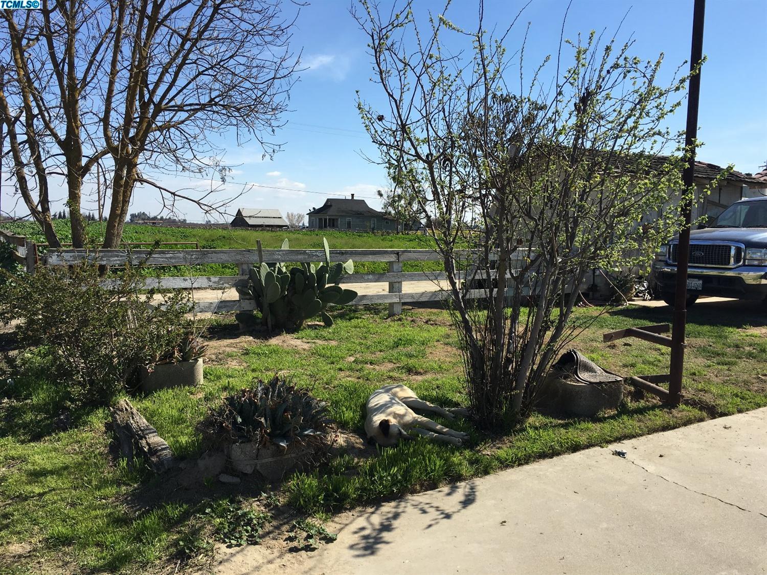 9389 E Kamm Ave, Selma, United States 93662