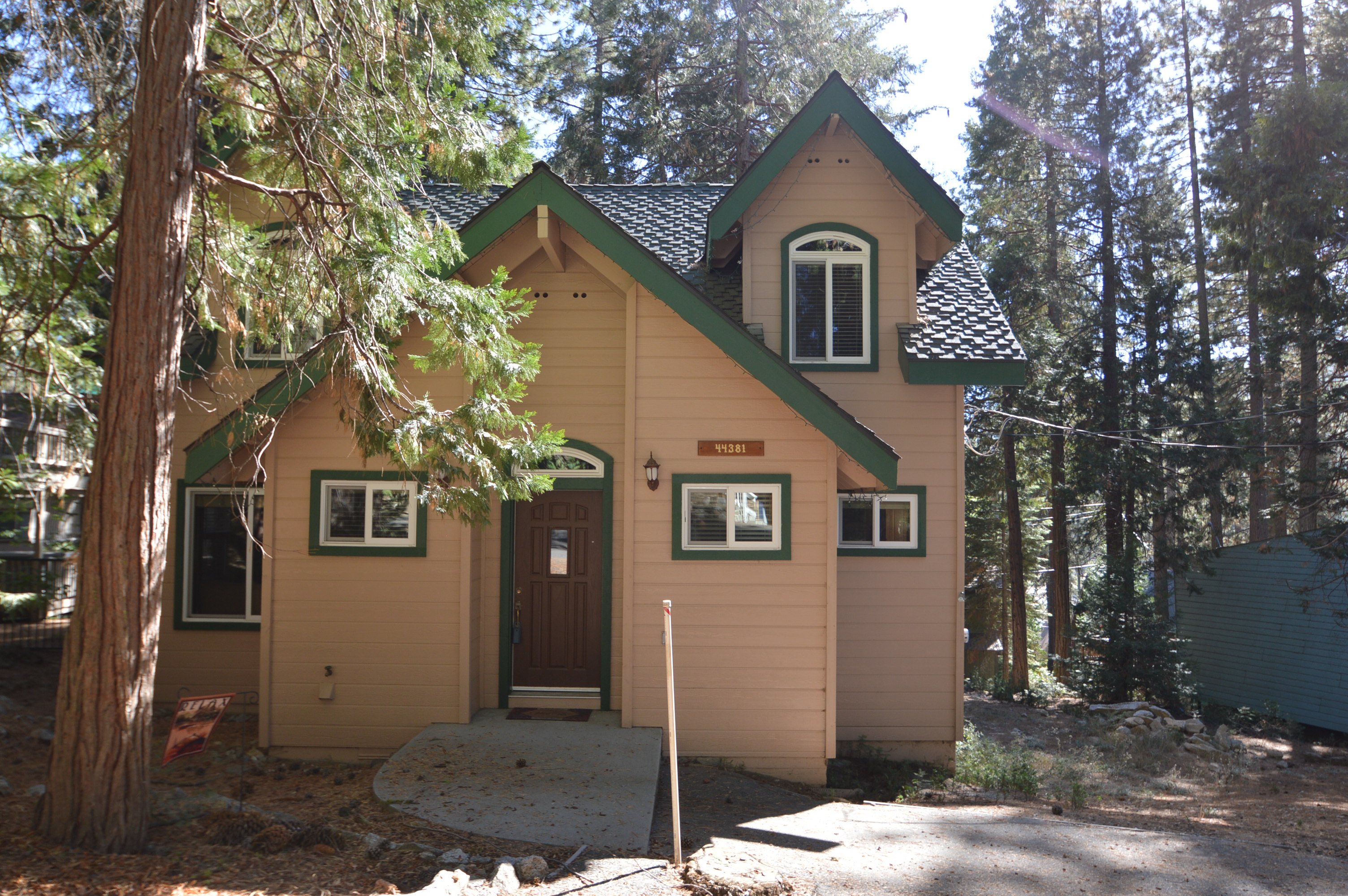 44381 Hillcrest, Shaver Lake, United States 93664