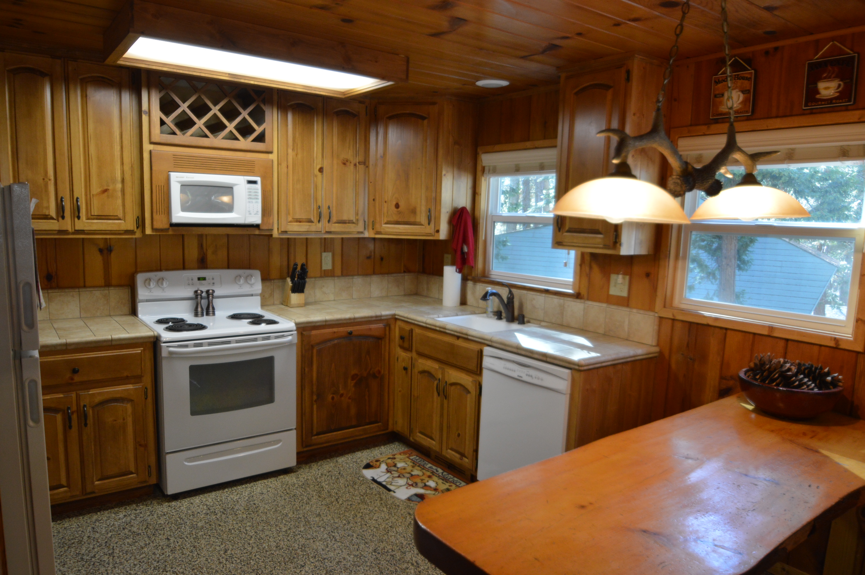 44381 Hillcrest, Shaver Lake, United States 93664