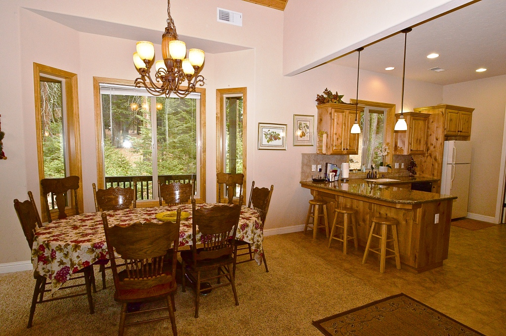 42401 Leisure Lane, Shaver Lake, United States 93664