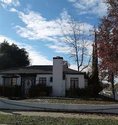 2143 N Harrison Ave, Fresno, CA 93704