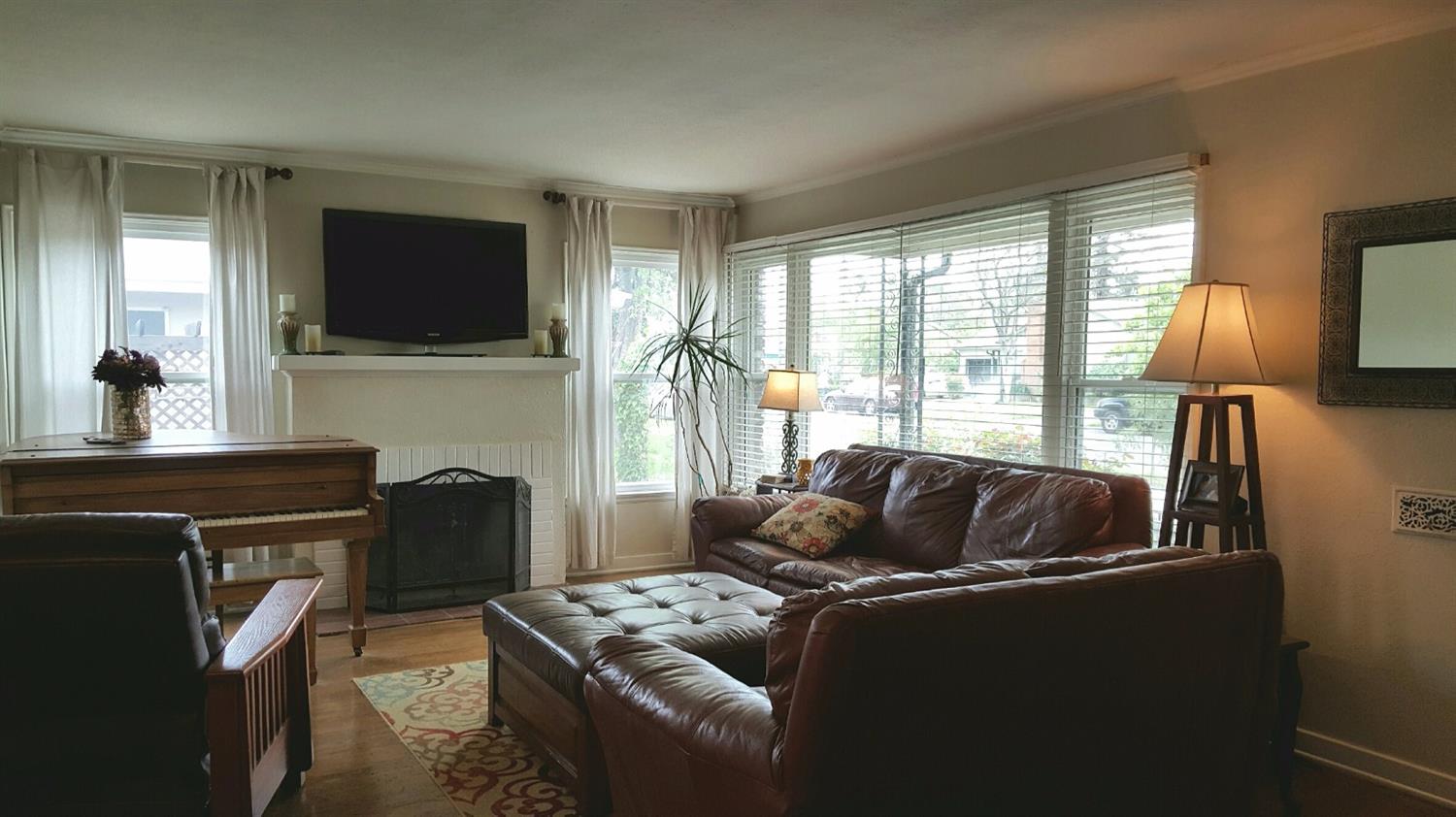65 East Garland Avenue, Fresno, CA 93704
