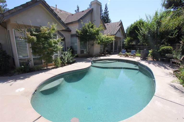 2490 West Atlanta Avenue, Fresno, CA 93711