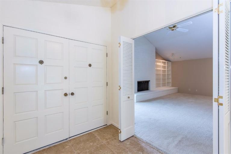 1233 West Moraga Road, Fresno, CA 93711