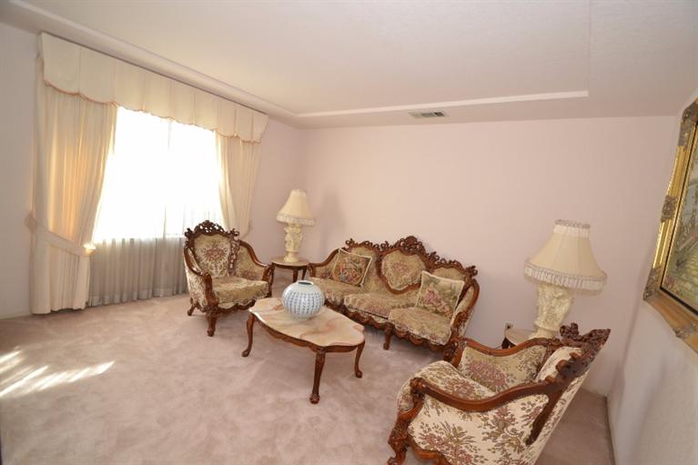 474 West Hagler Avenue, Fresno, CA 93711
