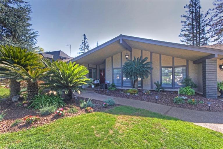 2675 West Tenaya Way, Fresno, CA 93711