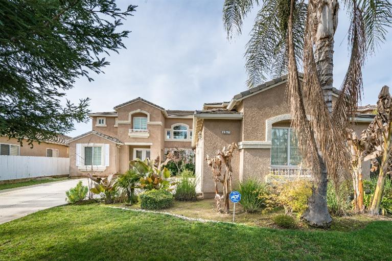8587 N Paula Ave, Fresno, United States 93720