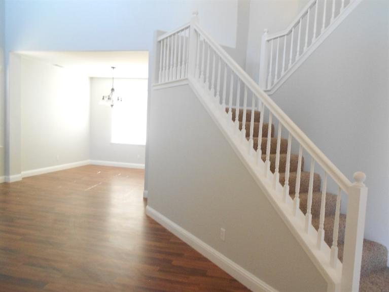 8019 North Paula Avenue, Fresno, CA 93720