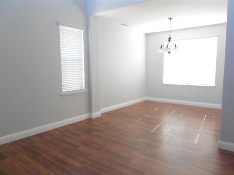 8019 North Paula Avenue, Fresno, CA 93720