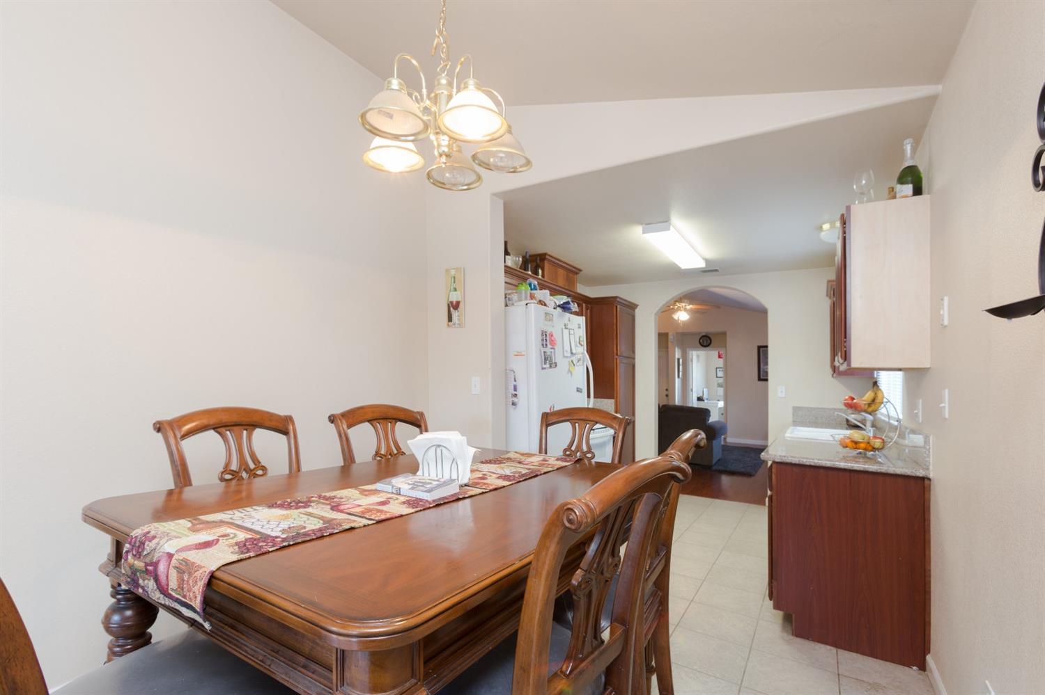 3551 W Michigan Ave, Fresno, CA 93722