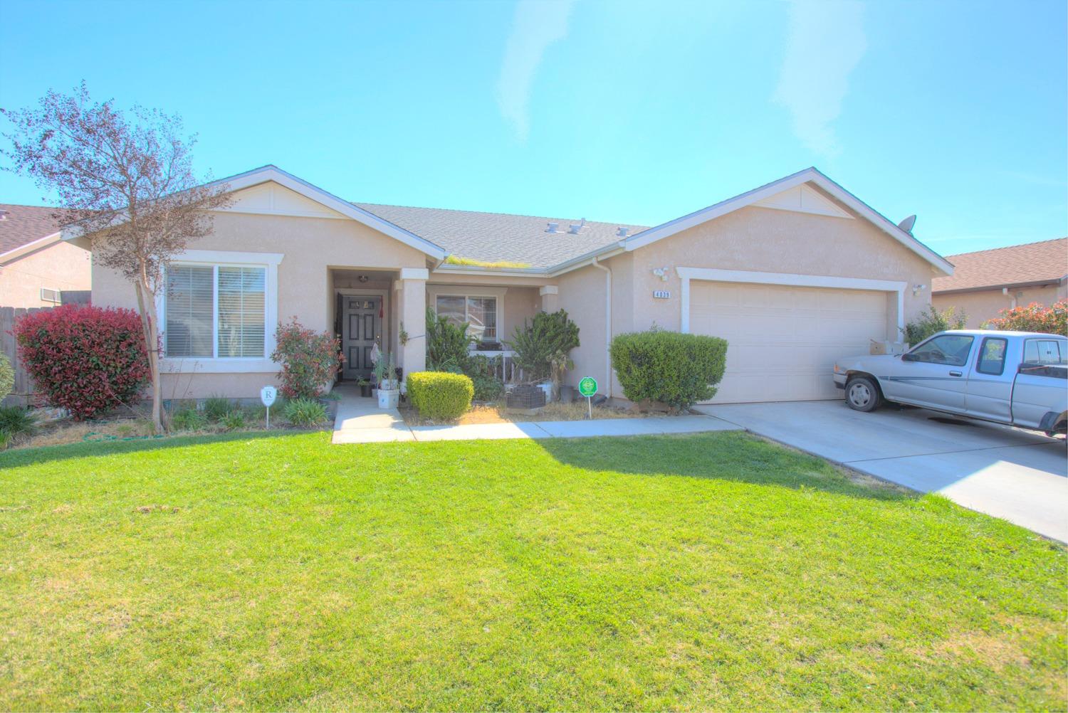 4039 W Weldon Ave, Fresno, CA 93722