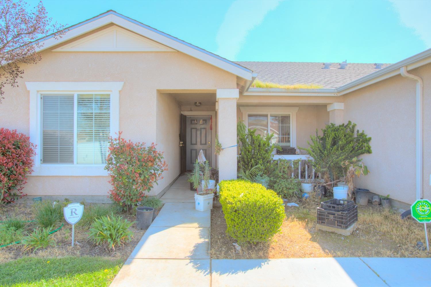 4039 W Weldon Ave, Fresno, CA 93722