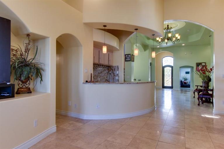 6070 West Bluff Avenue, Fresno, CA 93722