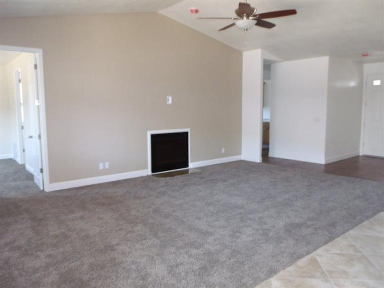4560 North Cedar Avenue, Fresno, CA 93726