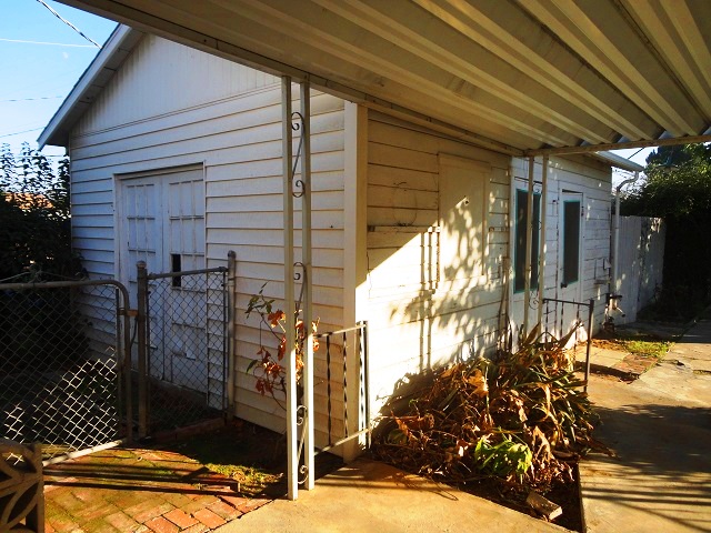 4828 E Mckenzie AvenueFresno, CA, 93727Fresno County